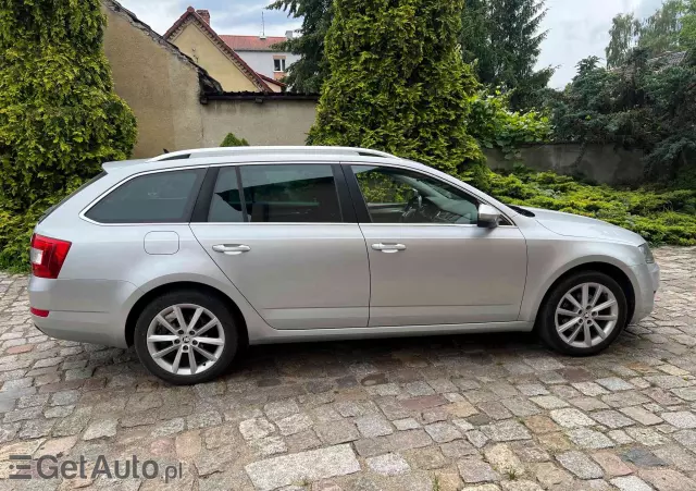 SKODA Octavia 1.2 TSI Ambition DSG