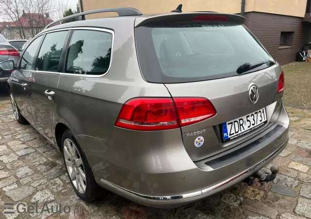 VOLKSWAGEN Passat 1.6 TDI Comfortline