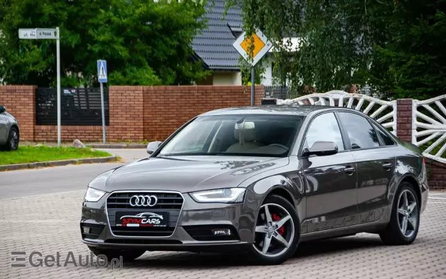 AUDI A4 