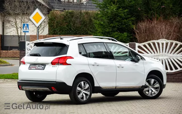 PEUGEOT 2008 1.2 VTi Allure