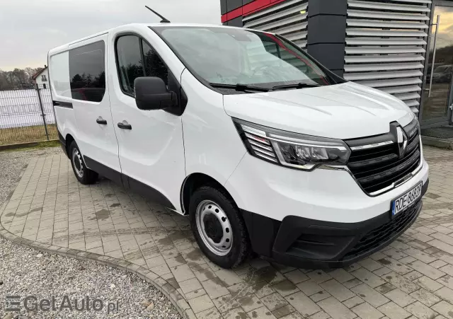 RENAULT Trafic nowy model ! 