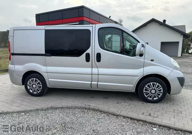 OPEL Vivaro 