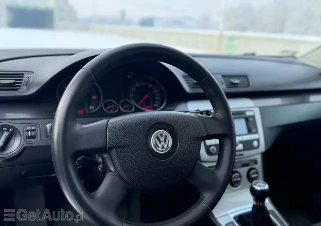 VOLKSWAGEN Passat 1.9 TDI Comfortline