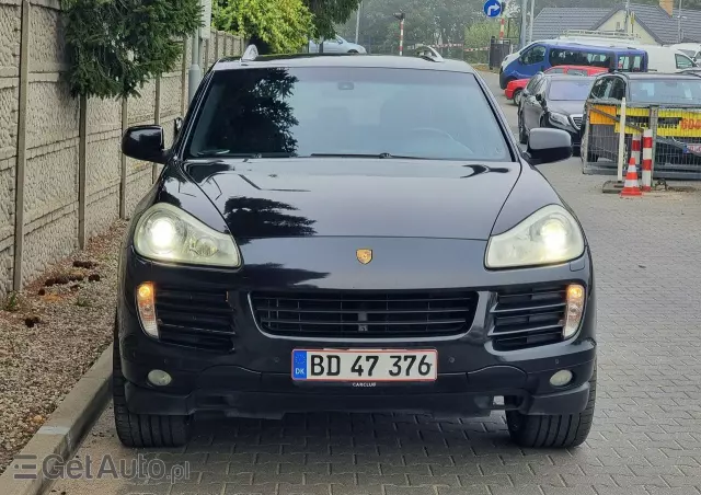 PORSCHE Cayenne Tiptronic S