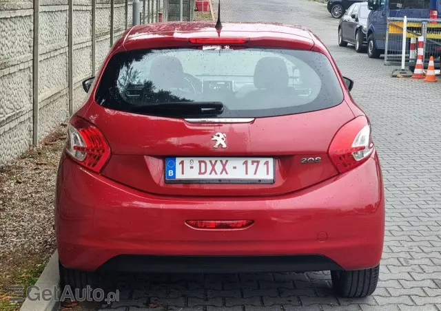 PEUGEOT 208 120 VTI Automatik Allure