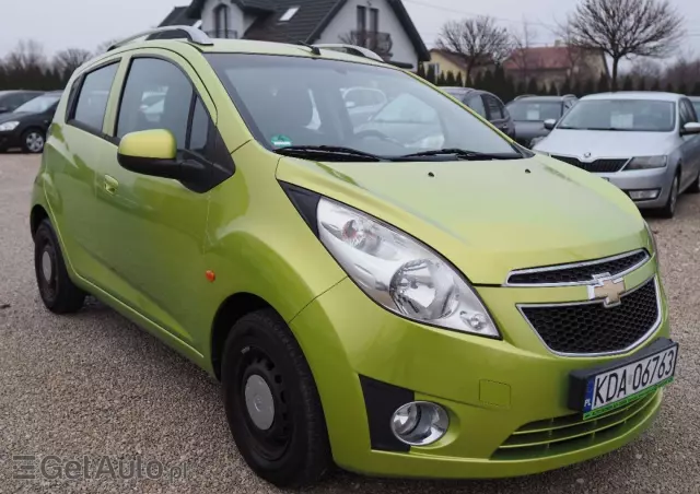 CHEVROLET Spark 