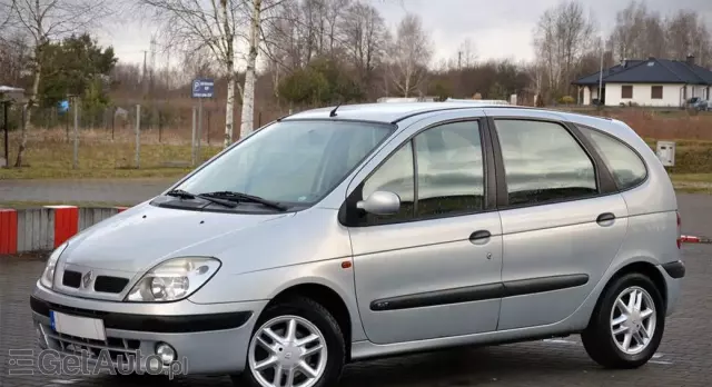 RENAULT Scenic 