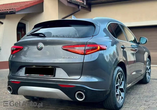 ALFA ROMEO Stelvio 2.0 Turbo TI Q4