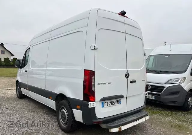 MERCEDES-BENZ Sprinter 214 2,2 Cdi 143 KM klima przedni napęd 