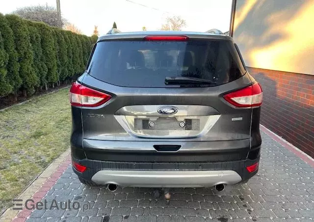 FORD Kuga 1.5 EcoBoost 2x4 Black & Silver