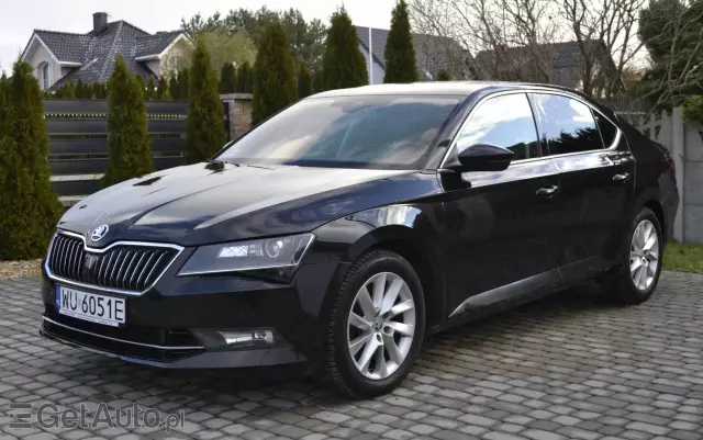 SKODA Superb 2.0 TSI 4x4 Style DSG