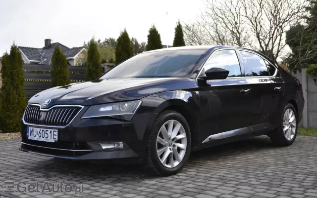 SKODA Superb 2.0 TSI 4x4 Style DSG