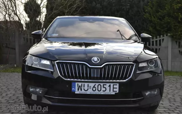 SKODA Superb 2.0 TSI 4x4 Style DSG