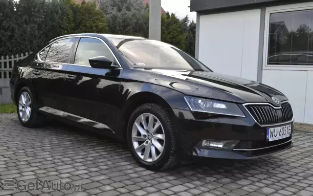 SKODA Superb 2.0 TSI 4x4 Style DSG