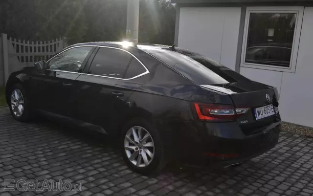 SKODA Superb 2.0 TSI 4x4 Style DSG