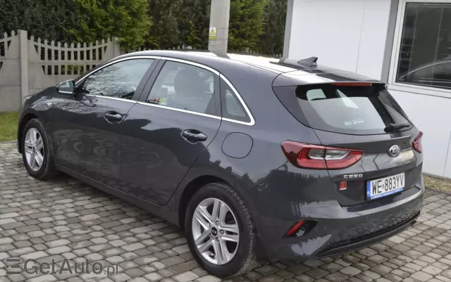 KIA Ceed 1.4 T-GDI M