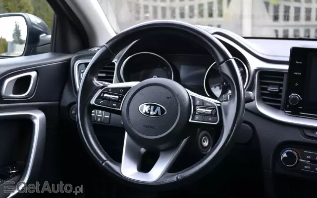 KIA Ceed 1.4 T-GDI M