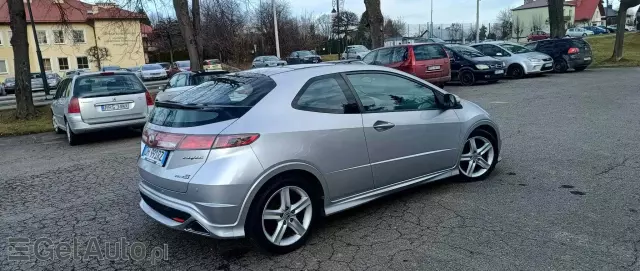 HONDA Civic 1.8 TypeS + NAVI