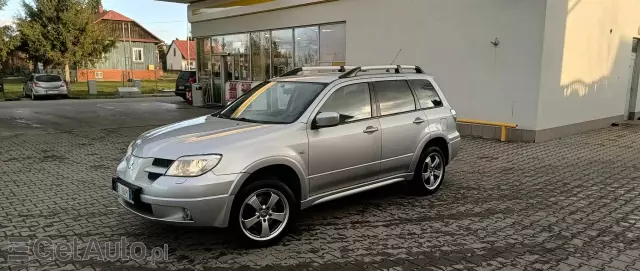 MITSUBISHI Outlander 2.0 Sport 4WD