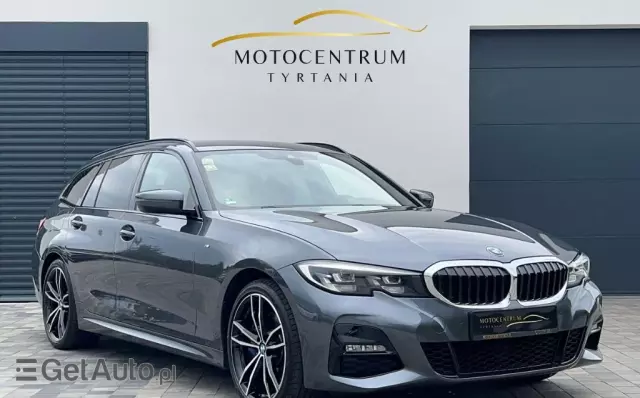 BMW Seria 3 330e Touring M Sport