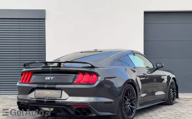 FORD Mustang Fastback 5.0 Ti-VCT V8 GT