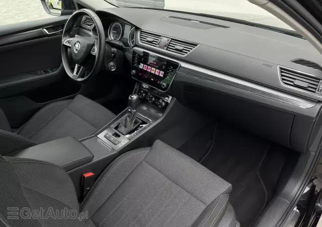 SKODA Superb 2.0 TDI DSG Active