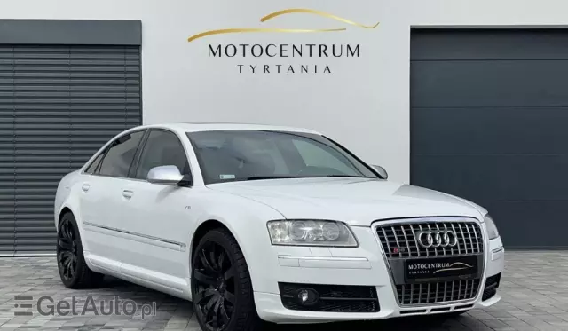 AUDI S8 5.2 FSI Quattro