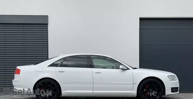 AUDI S8 5.2 FSI Quattro