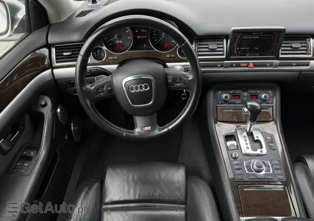 AUDI S8 5.2 FSI Quattro