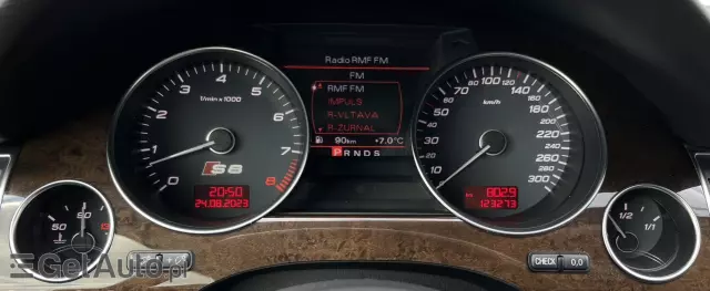 AUDI S8 5.2 FSI Quattro