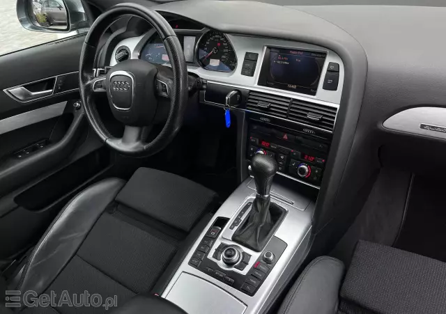 AUDI A6 Avant 3.0 TDI DPF quattro tiptronic