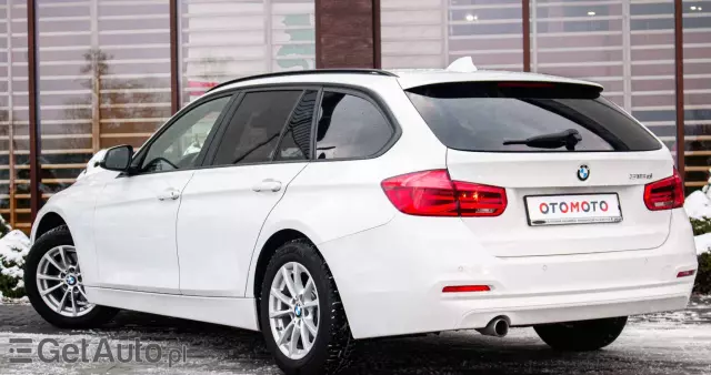 BMW Seria 3 318d Sport Line