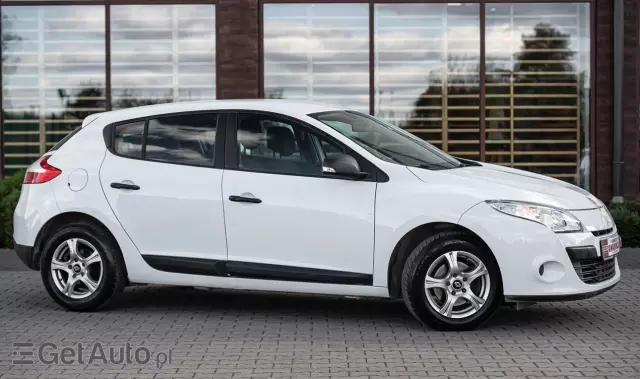 RENAULT Megane 1.6 16V Dynamique