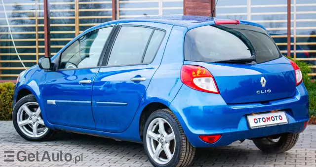 RENAULT Clio 1.2 16V TCE Alize