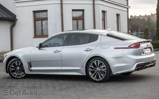 KIA Stinger 2.0 T-GDI GT Line