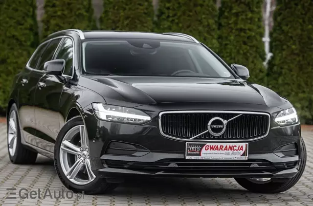 VOLVO V90 D3 Momentum