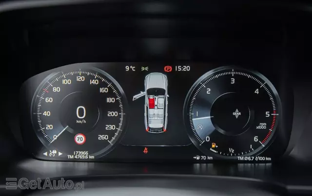 VOLVO V90 D3 Momentum