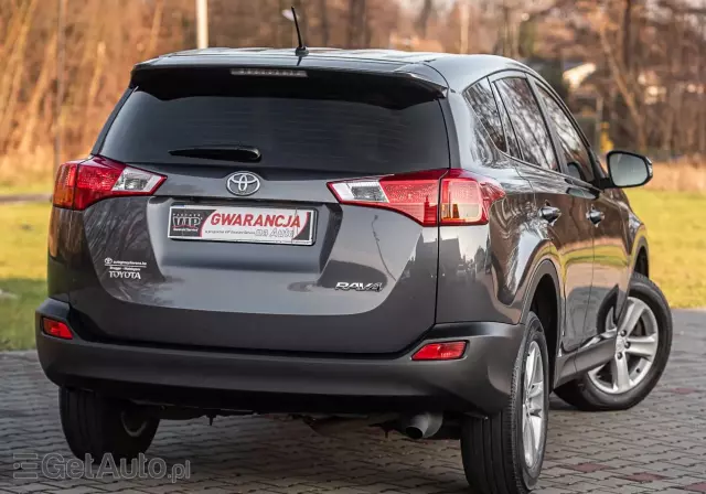 TOYOTA RAV4 2.0 D-4D Prestige