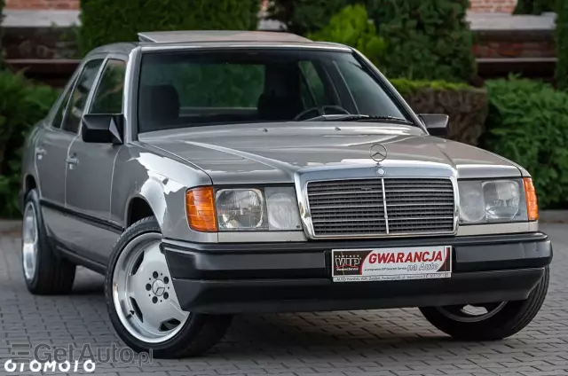 MERCEDES-BENZ W 124 