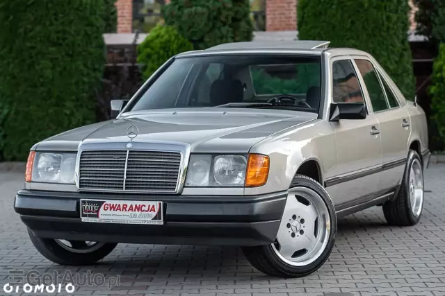 MERCEDES-BENZ W 124 