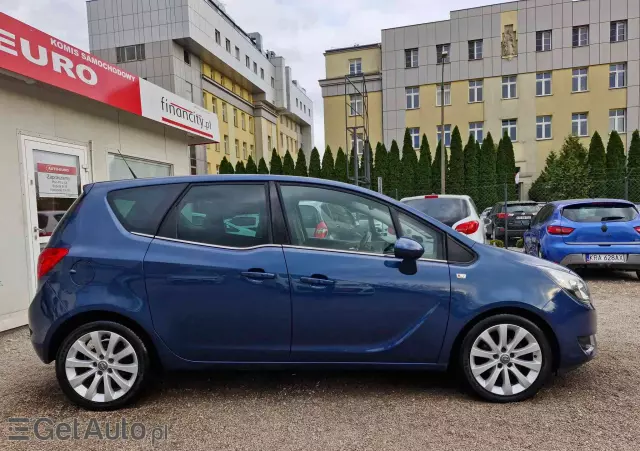 OPEL Meriva 1.4 T Cosmo