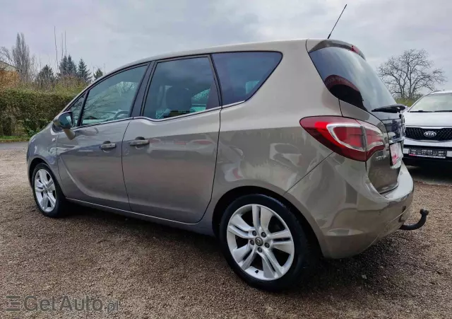 OPEL Meriva 1.4 T Cosmo