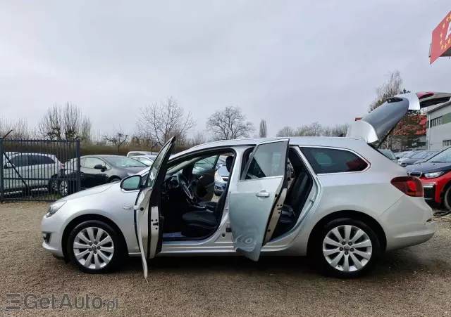 OPEL Astra 1.6 Sports Tourer Automatik Exklusiv