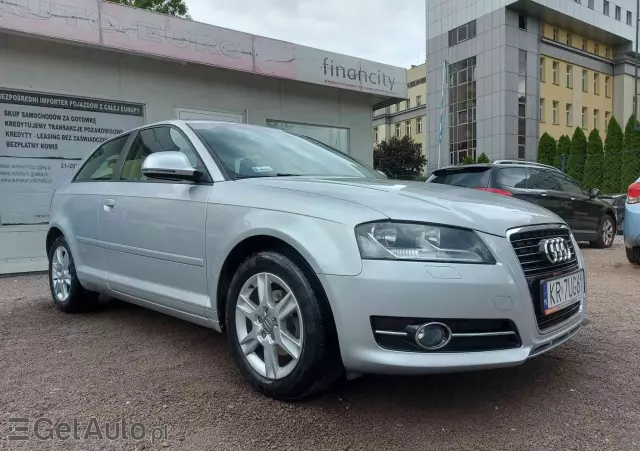 AUDI A3 1.6 Attraction