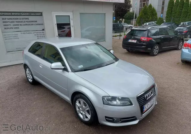 AUDI A3 1.6 Attraction