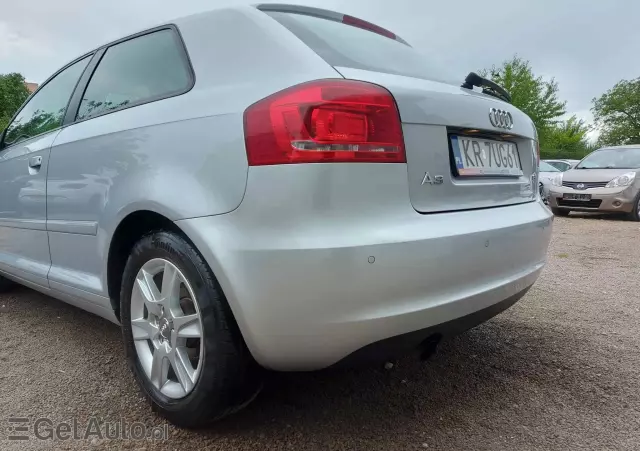 AUDI A3 1.6 Attraction