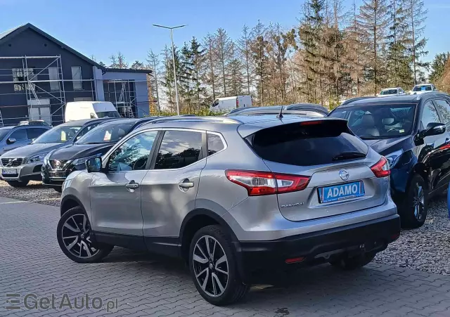 NISSAN Qashqai 1.6 DIG-T Tekna