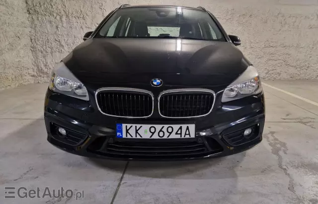 BMW Seria 2 220i