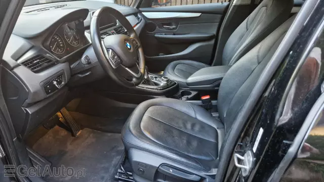 BMW Seria 2 220i