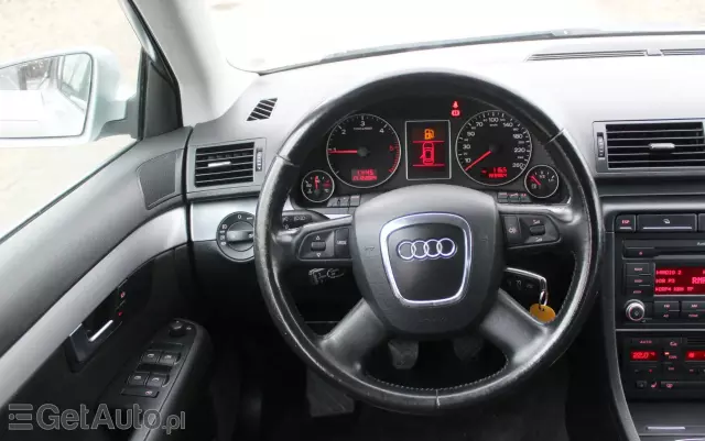 AUDI A4 2.0 TDI